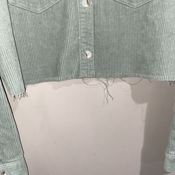 PacSun Greens Cropped Corduroy Jacket Trucker Style 100% Cotton Raw Hem Sz M/L - Picture 4 of 7